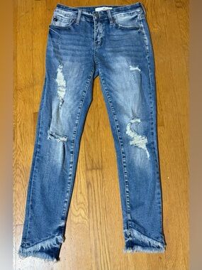 Women’s Distressed Blue Skinny Jeans